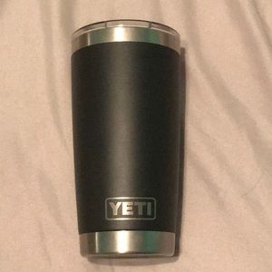 YETI Black Insulated 20 Oz Tumbler Cup